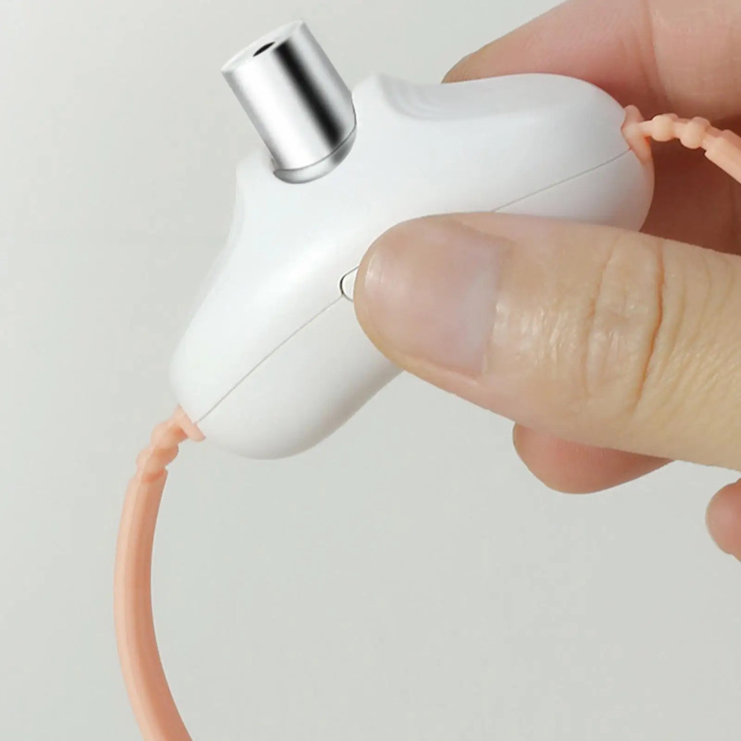 Wearable Cat Laser Pointer Collar – Automatic USB Rechargeable Interactive Toy