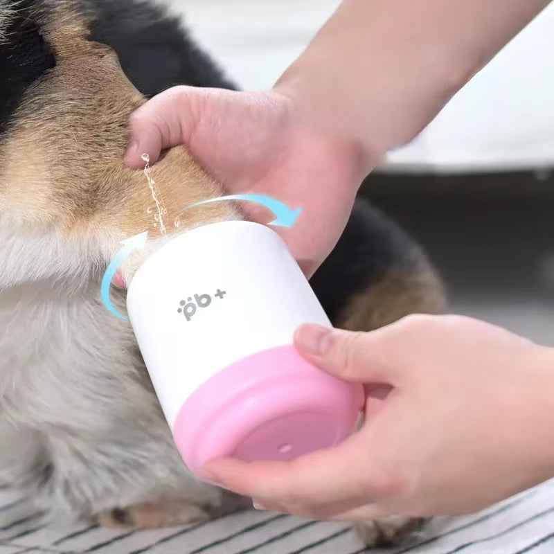 Dog Paw Cleaner Cup Soft Silicone Combs Outdoor Portable Automatic Pet Foot Washer Paw Quickly Wash Foot Cleaning Bucket